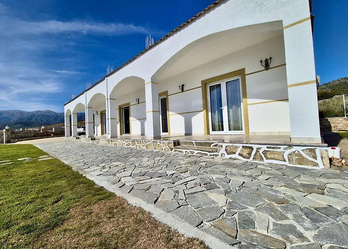 Villa Olive Stone Himarë