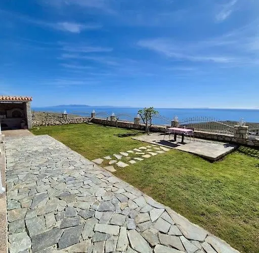 Villa Olive Stone Himarë