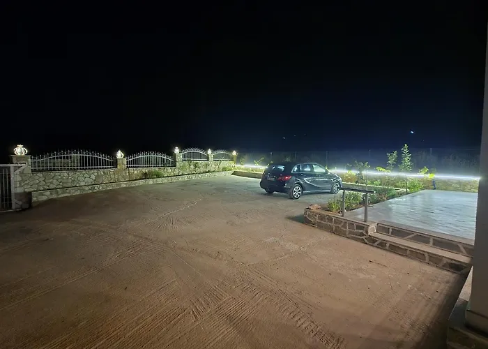 Villa Olive Stone *