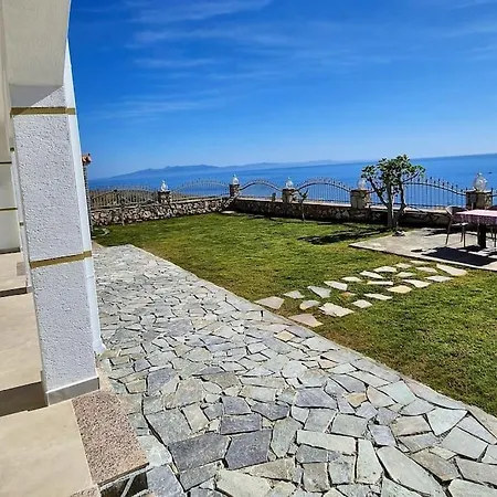 Villa Olive Stone