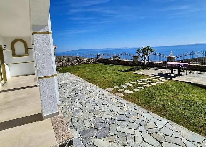 Villa Olive Stone